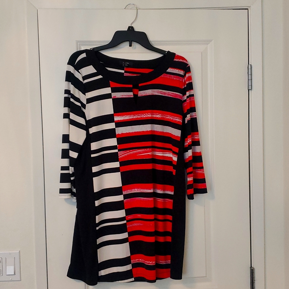 Alfani black, cream, and red dress